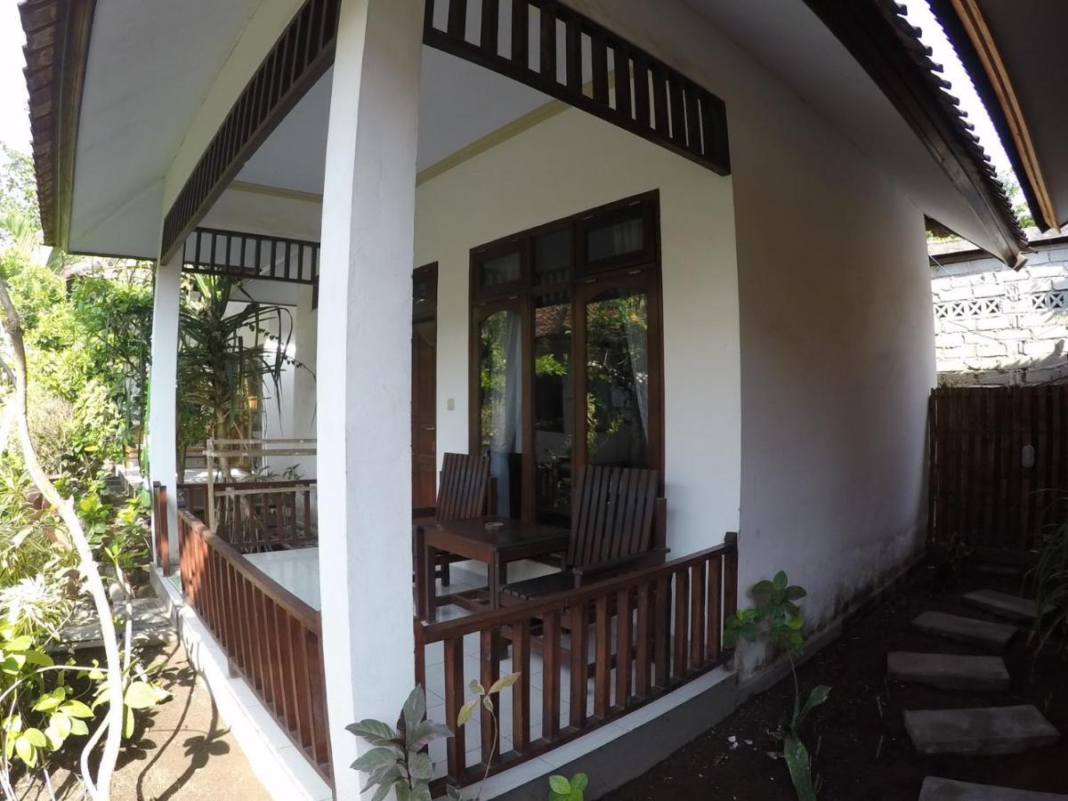 Gili Smile Bungalow Гили Траванган Экстерьер фото