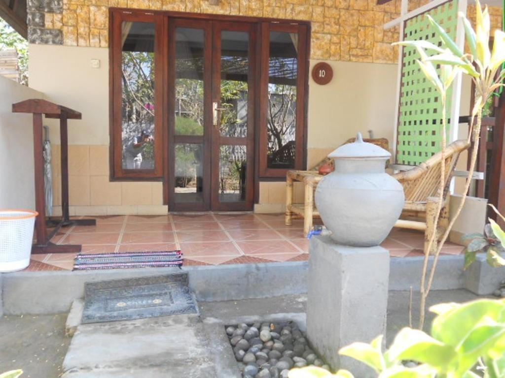 Gili Smile Bungalow Гили Траванган Экстерьер фото